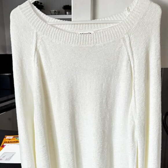 MIRACLE White Sweater - Picture 1 of 2